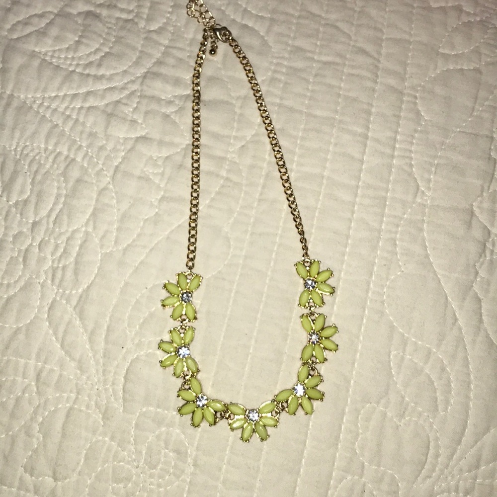 Statement necklace